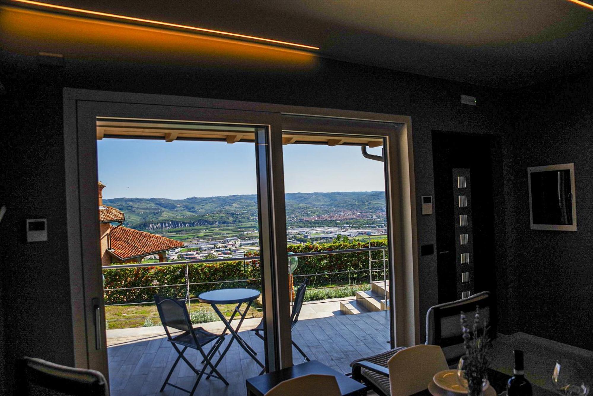 Vista Langhe - Cerratohouses Guarene Exterior photo